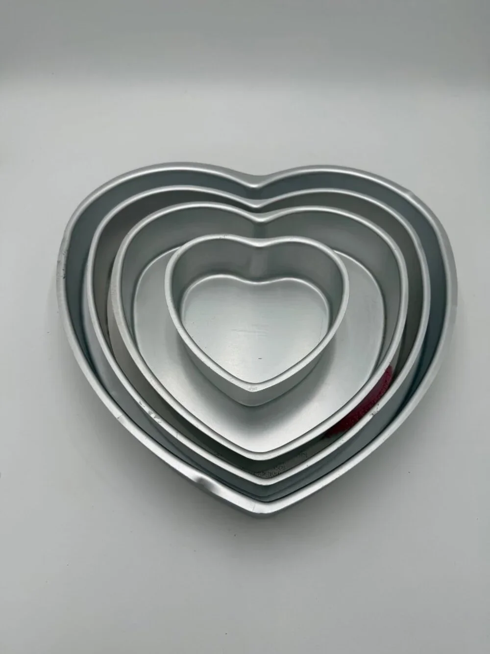 Wilton 4 Piece Heart Cake Pan Set Tiered Baking Silver Aluminum
